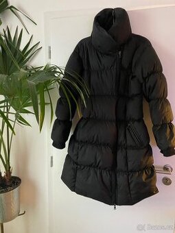 Pietro Filipi kabat perovy bunda prosivany cerny 38