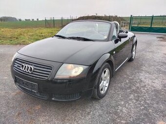 Audi TT 8n cabrio / QUATTRO / 132 KW / 6 RYCHLOSTÍ