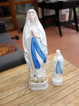 Dvě sošky - Panenka Marie Lourdská č. 2