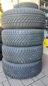 Pneu zimní, 4 ks, rozměr 215/60/17, 100V, zn. SPORTIVA