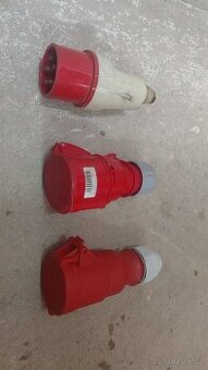 Vidlice a zásuvky 400V 32A