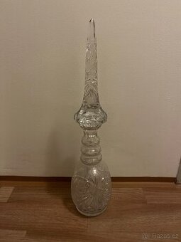 Ručně broušená karafa