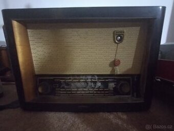 Retro rádio Tesla - 1