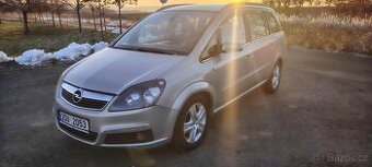 Opel Zafira B 1.8i 16V 103Kw r.v.2006 LPG+BA,tažné, 7míst