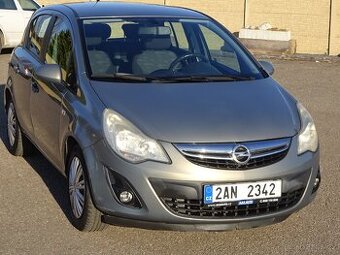 Opel Corsa 1.2i r.v.2011 (63 kw) Koupeno v ČR