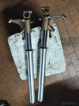 Predni vidle Cbr1000rr 2004