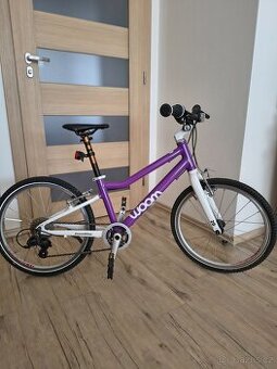 Prodám dětské kolo Woom 4 (20") fialové barvy