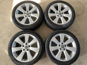 Opel Insignia 235/45 R18 Barum zimní kola