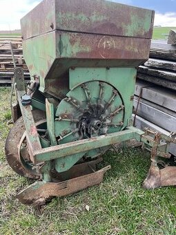 Sazeč brambor Agrostroj Prostějov