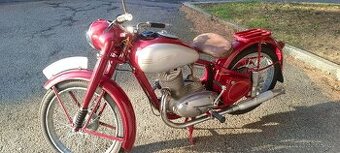 JAWA Pérák 250 F.J