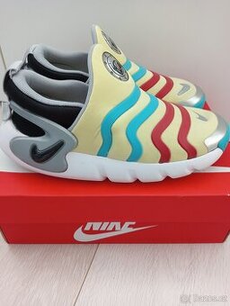 NIKE stylové slip-on tenisky vel. 34 TOP STAV