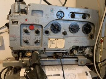 Koupim stare rusky radiostanice - 1