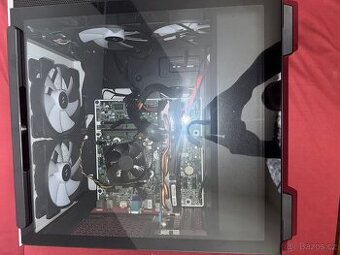 Stolní PC