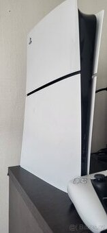 PS5 digital edition + 2 ovladače