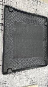 Vw caddy 2003 - 2020 vana do kufru REZERVACE