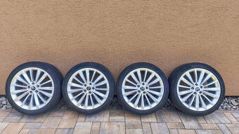 Sada alu kol Trinity na Škoda Superb 3 letní pneu 235/40 R19