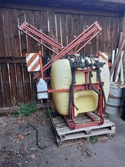 Nesený postřikovač Hardi NK-600