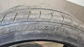 Pneumatiky /// 225/45 R18 /// Letní