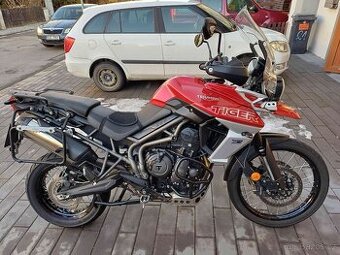 Triumph Tiger 800 XCA
