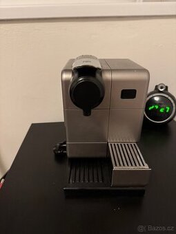 Delonghi: EN550.S 220 - 240V 50/60Hz 1400W