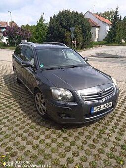 Toyota Avensis 2.0