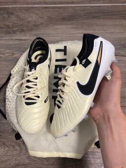 Nike Legend 10 Elite FG