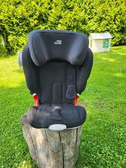 Prodám autosedačku Britax Römer Kidfix 15-36kg