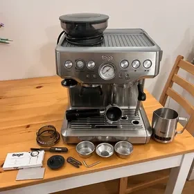 automatický espresso kávovar Sage BES875BSS Barista Express