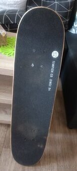 Prodám skateboard