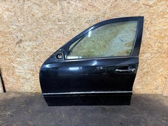 LEVÉ PŘEDNÍ DVEŘE MERCEDES W211 C197