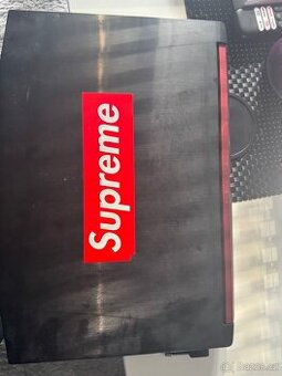 Acer Nitro 5 AN515-51 – Herní notebook na náhradní díly