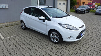 Ford Fiesta 1.4i, 71kW, rok 2011/12, 60t km