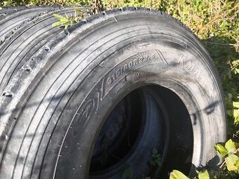 Pneu 315/80-22,5