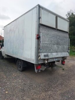 ford transit nákladní 2,4 TDe s hydraulickým čelem