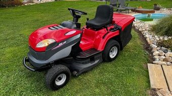 Zahradní traktor, traktůrek, sekačka