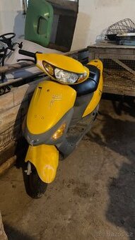 Skůtr yuki 50ccm na ND