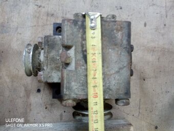 Úhlová převodovka