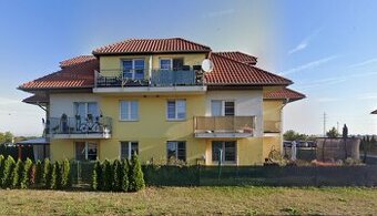 Pronájem bytu 3+kk kousek od Prahy - 1