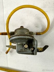 Benzínová pumpa/čerpadlo škoda 102/120