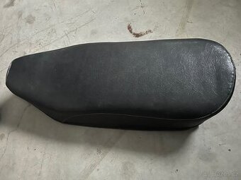 Sedlo Jawa Panelka,Sportka ,ČZ - lavice - originál