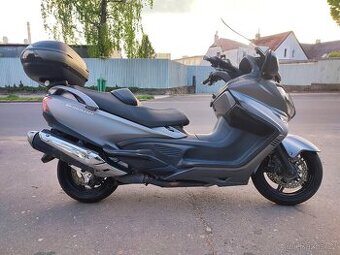 Suzuki Burgman 650 Executive