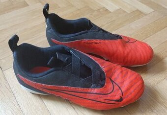Vel. 38.5 / 240 mm, dětské kopačky Nike Phantom GX Academy M