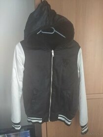 Prodám nenošenou podzimní bundu vel. S