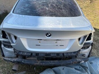 Kufr Titansilber BMW E90