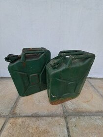 Retro kanystr plechový 20 litrů