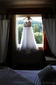 Krásné svatební šaty vel. XS-M + svatební doplňky zdarma