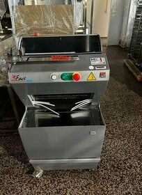 Kráječ chleba JAC ECP 450/9