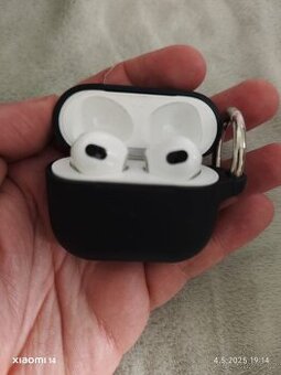 Apple AirPods (2022) 3. generace