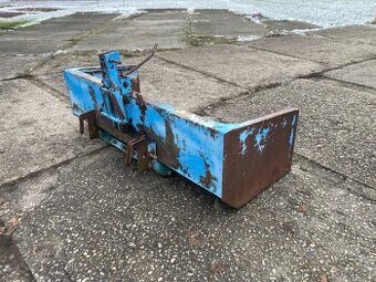 Lžíce za traktor