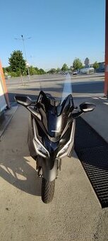 Honda Forza 350